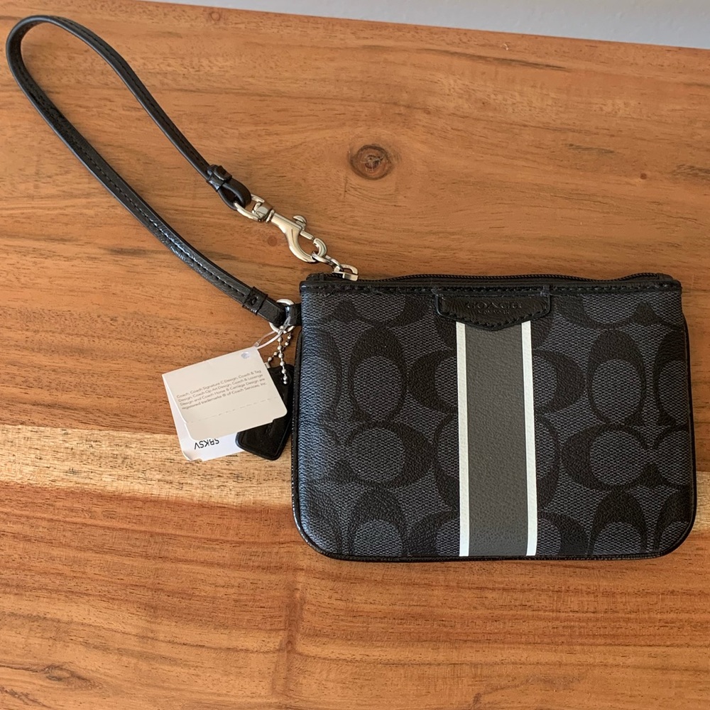 COACH Black Leather Wristlet, NEW w tags on